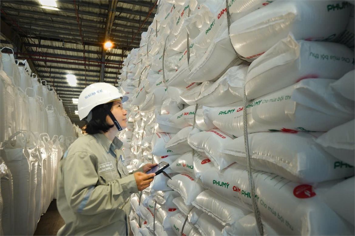 Công tác nữ công PETROVIETNAM: Chăm lo thiết thực, phát huy vai trò phụ nữ