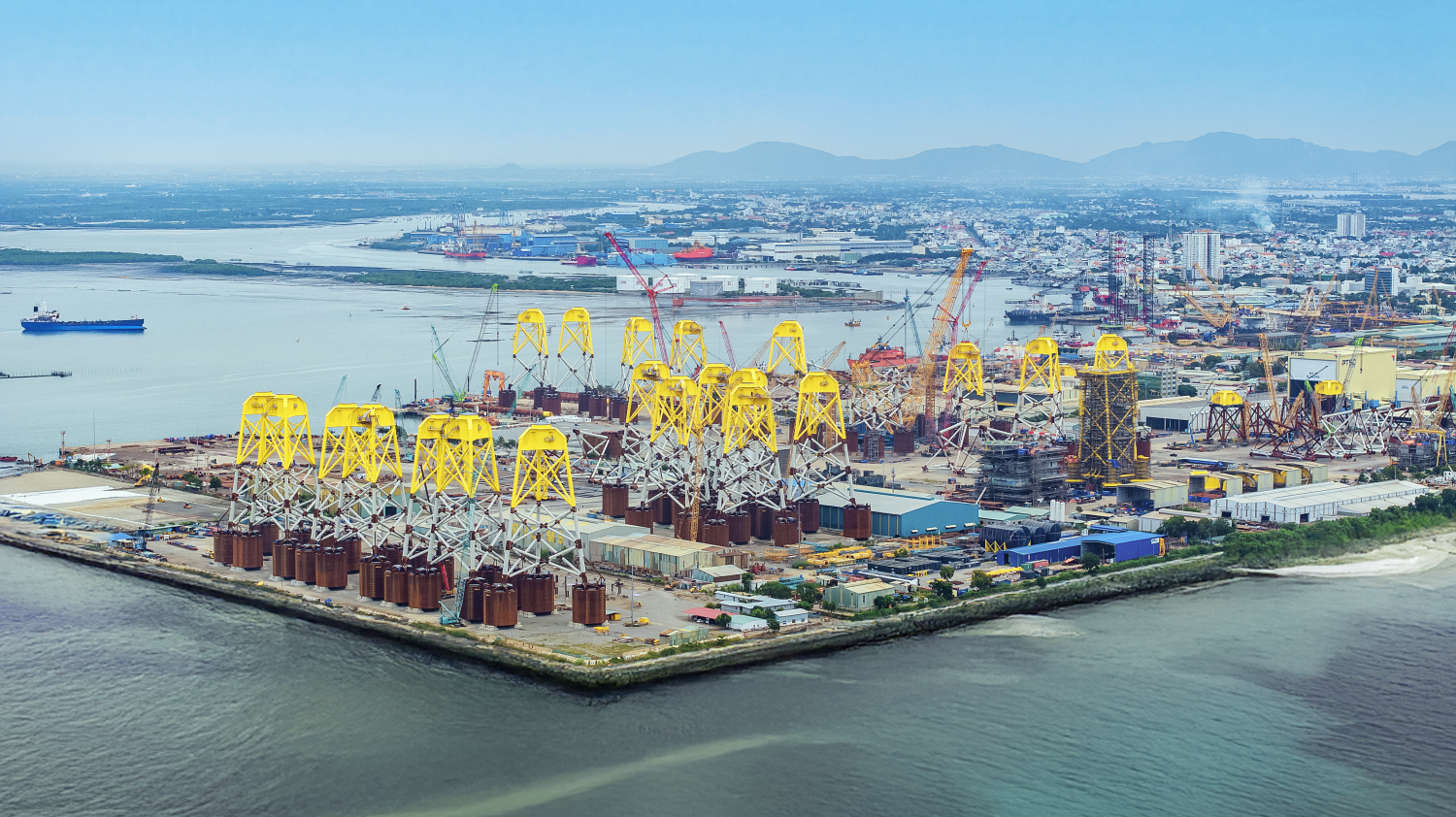 Petrovietnam: Dịch chuyển cấu trúc, mở không gian năng lượng mới