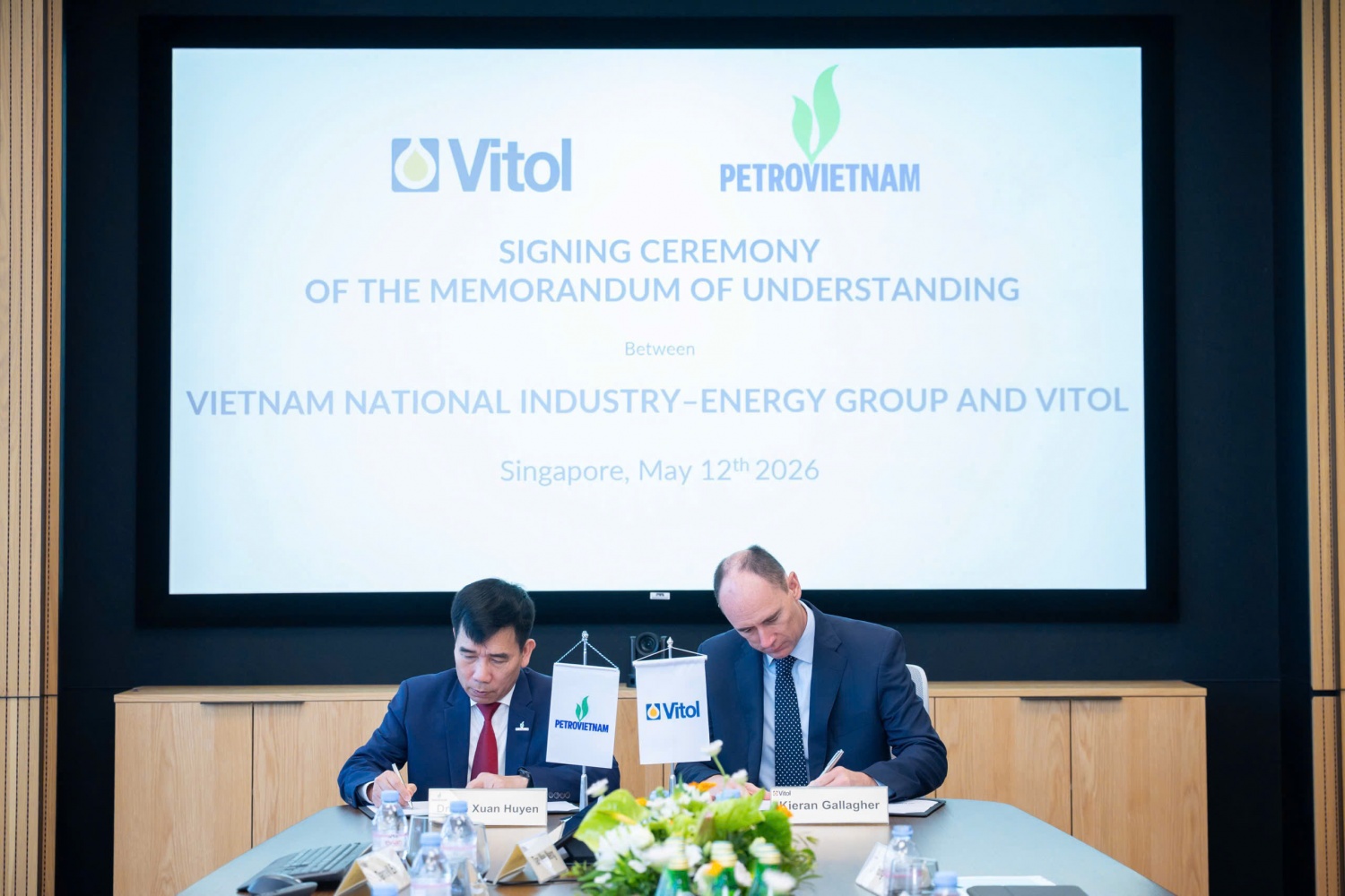 Petrovietnam và Vitol thúc đẩy hợp tác trong chuỗi giá trị năng lượng toàn cầu