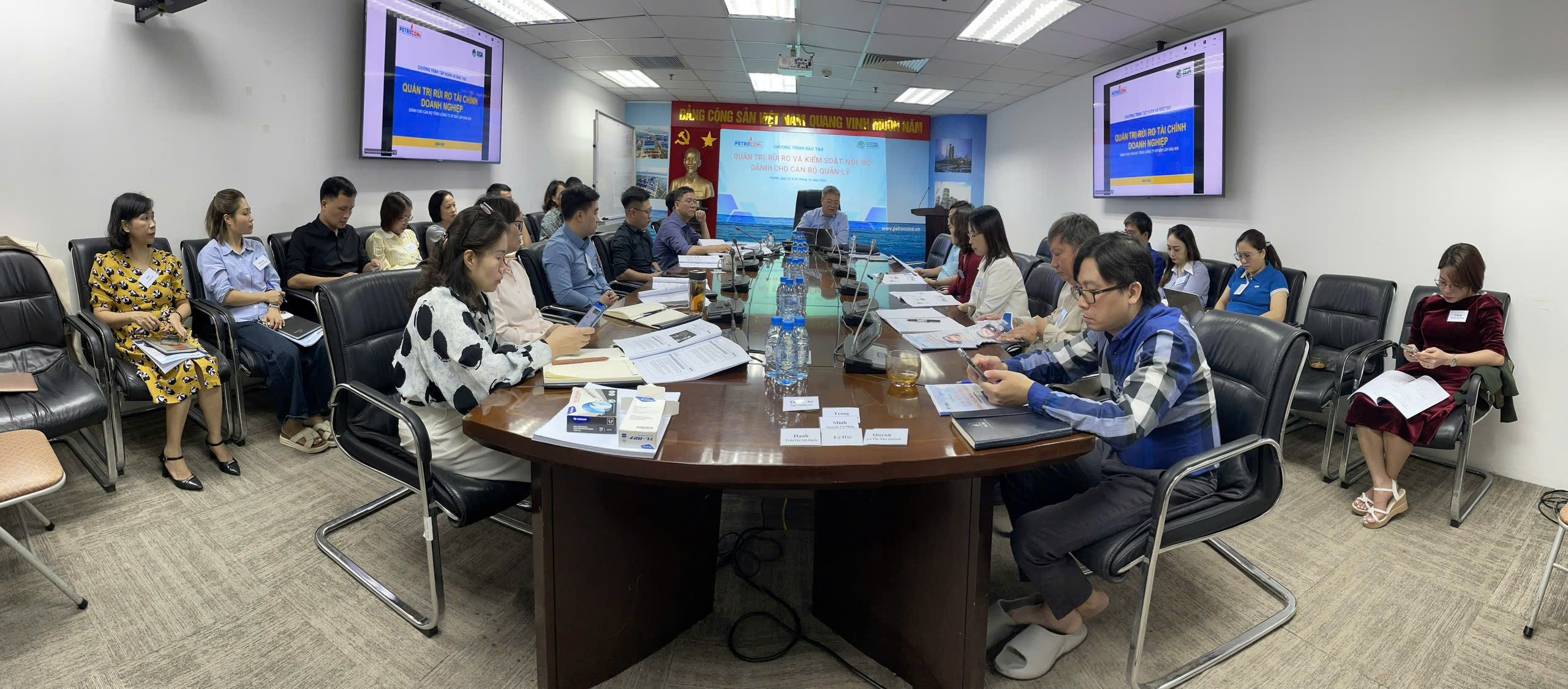 Tổng công ty Cổ phần Xây lắp Dầu khí Việt Nam (PetroCons) tổ chức khóa đào tạo “Quản trị rủi ro và Kiểm soát nội bộ” dành cho cán bộ quản lý