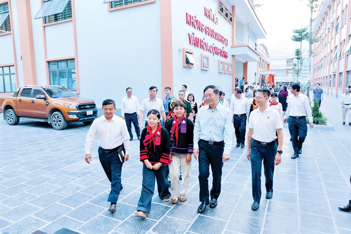 Thắp sáng những ước mơ nơi biên cương