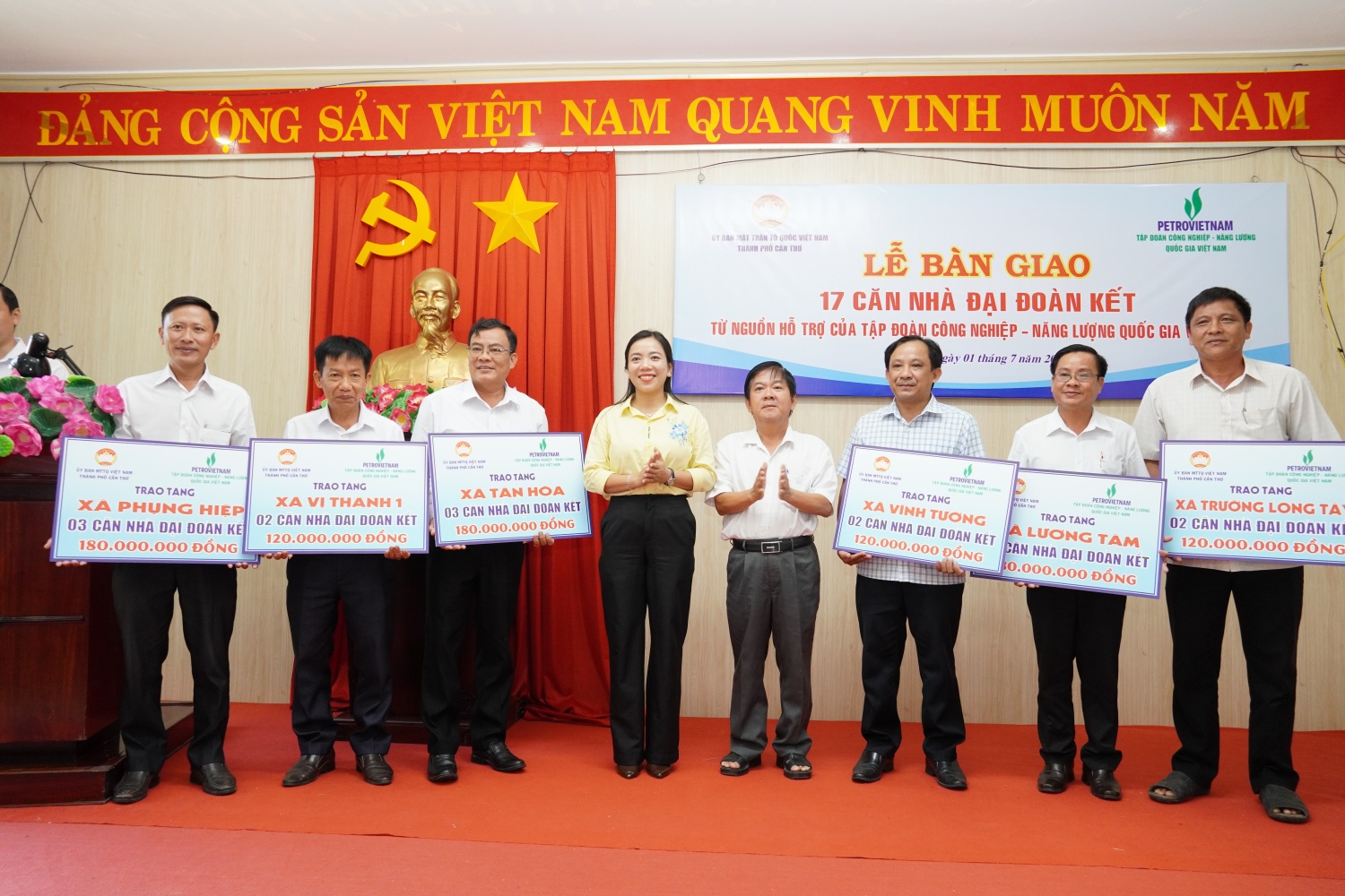 Petrovietnam chung tay dựng mái ấm cho hộ khó khăn tại Cần Thơ