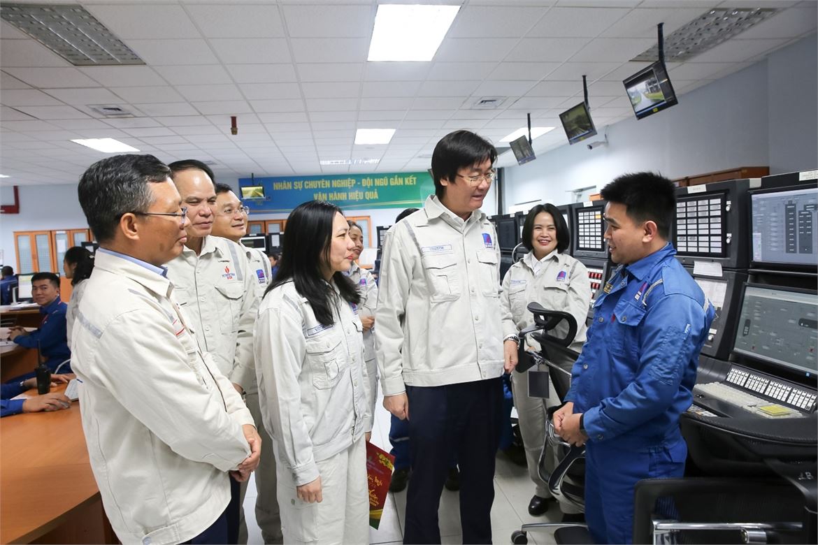 Công đoàn PETROVIETNAM được tặng thưởng Huân chương Lao động hạng Nhất