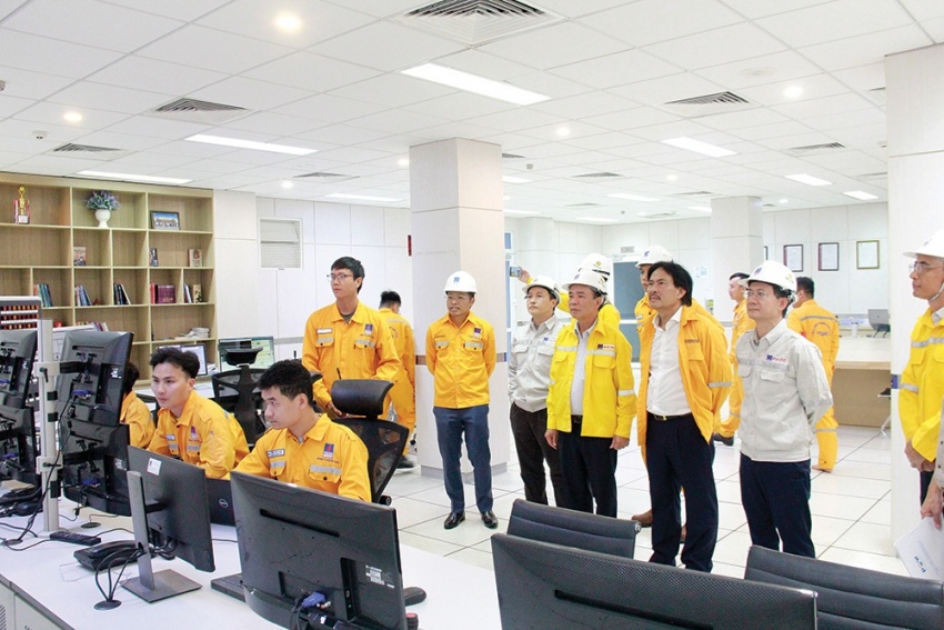 50 năm Petrovietnam giữ lửa khát vọng tìm dầu để làm giàu cho Tổ quốc
