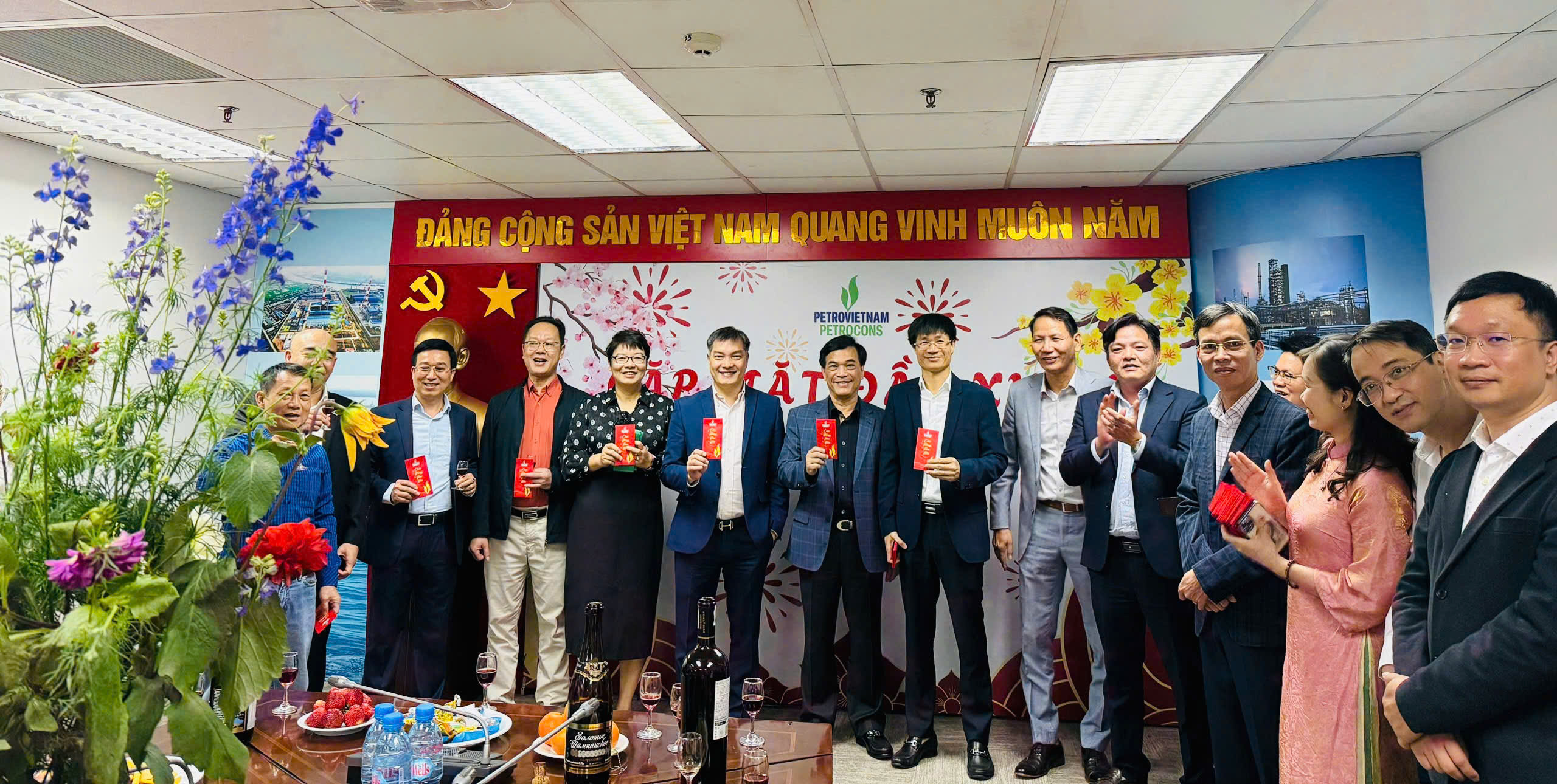 TỔNG CÔNG TY CỔ PHẦN XÂY LẮP DẦU KHÍ VIỆT NAM TỔ CHỨC GẶP MẶT ĐẦU XUÂN 2026