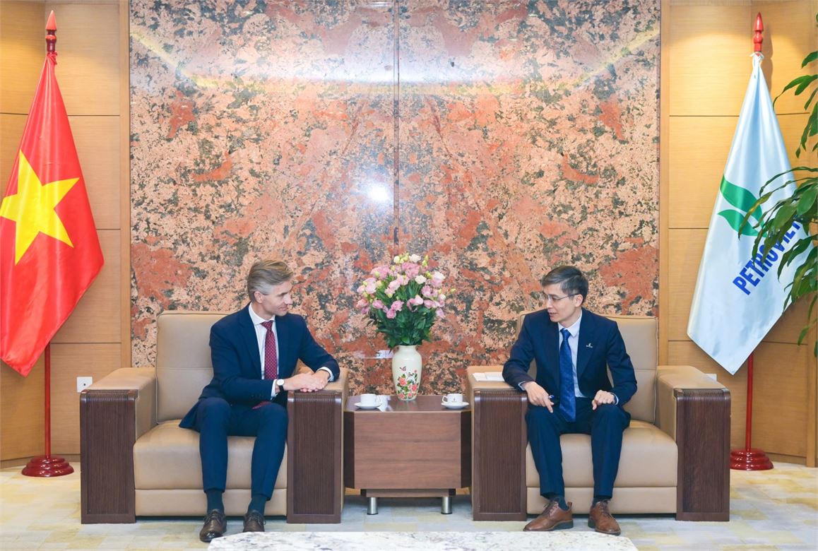 Phó Tổng Giám đốc Petrovietnam Vũ Đào Minh tiếp Bộ trưởng Bộ Ngoại giao Lithuania