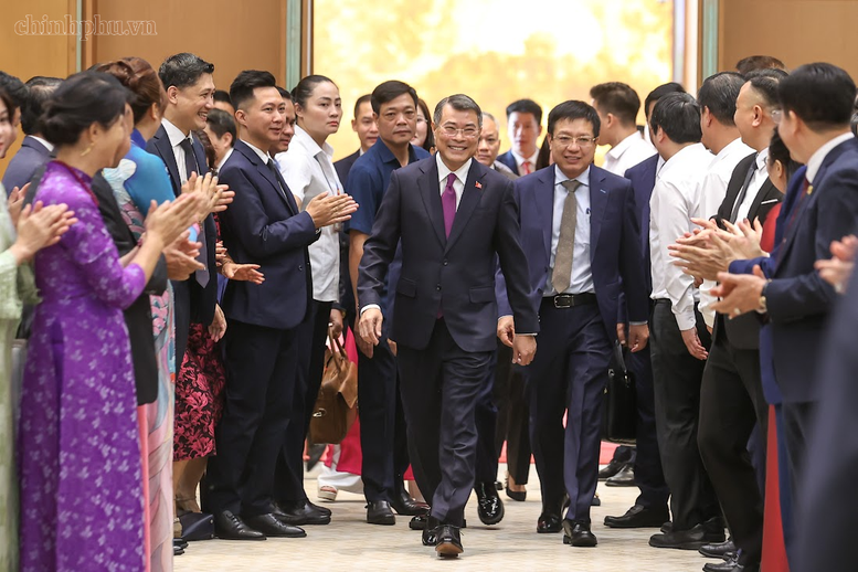 TỔNG THUẬT: Hội nghị Thường trực Chính phủ với cộng đồng doanh nghiệp