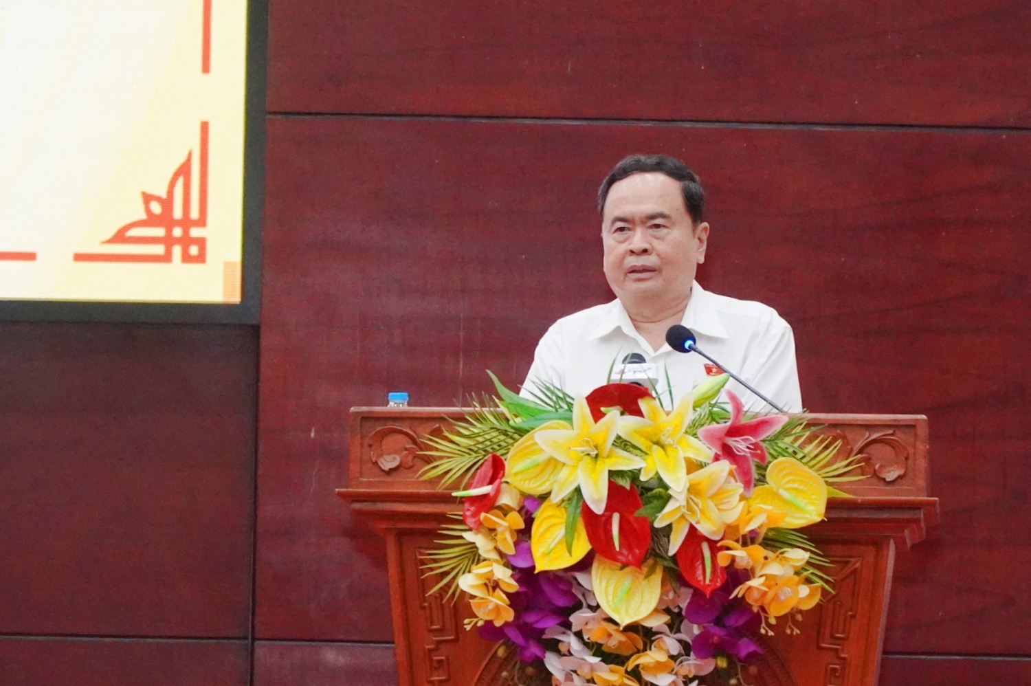 Chủ tịch Quốc hội Trần Thanh Mẫn thăm, tặng quà cho Mẹ Việt Nam anh hùng, người có công tại tỉnh Hậu Giang 