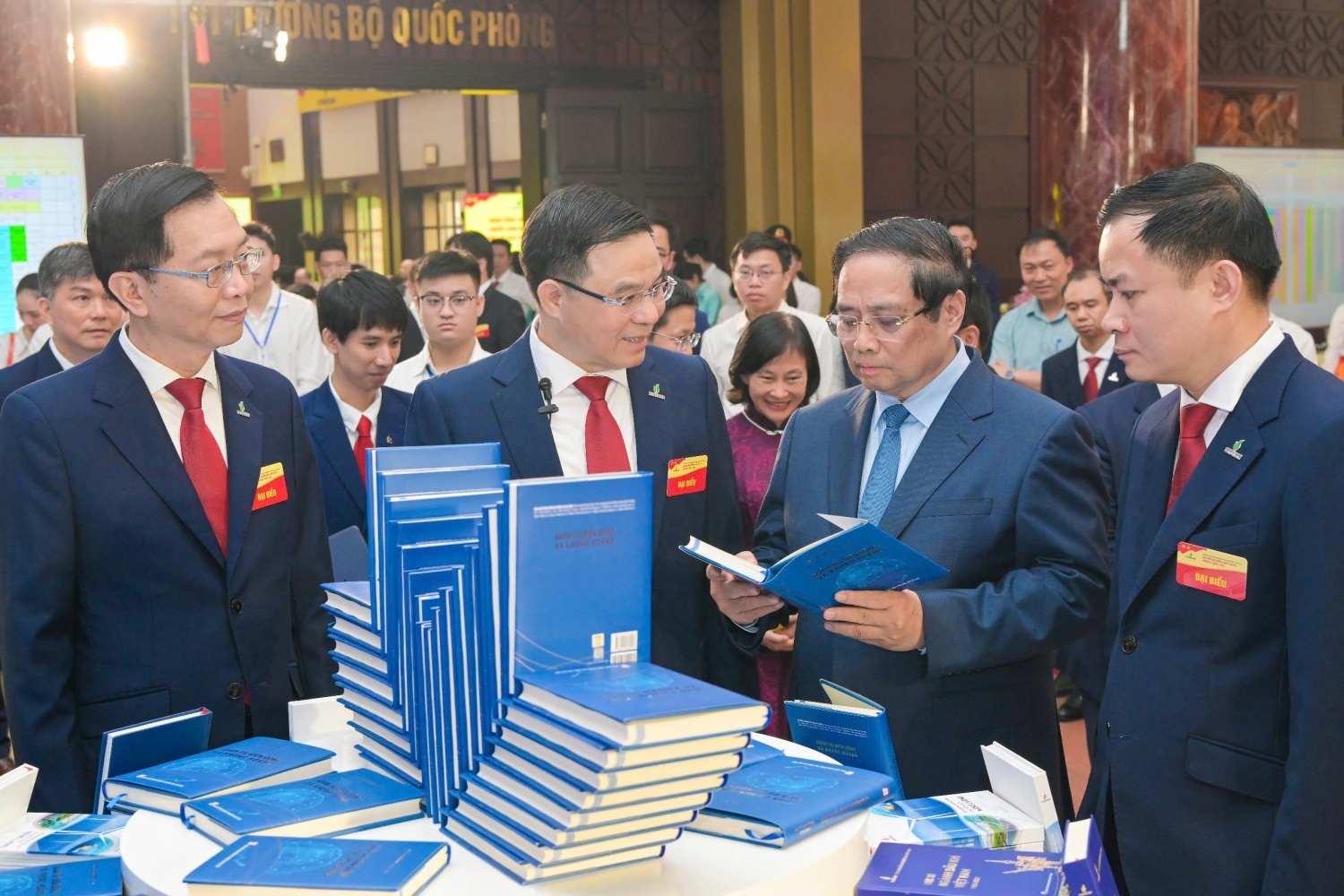 “Quản trị Biến động và Khủng hoảng” được vinh danh top 10 sách hay do doanh nhân viết năm 2025