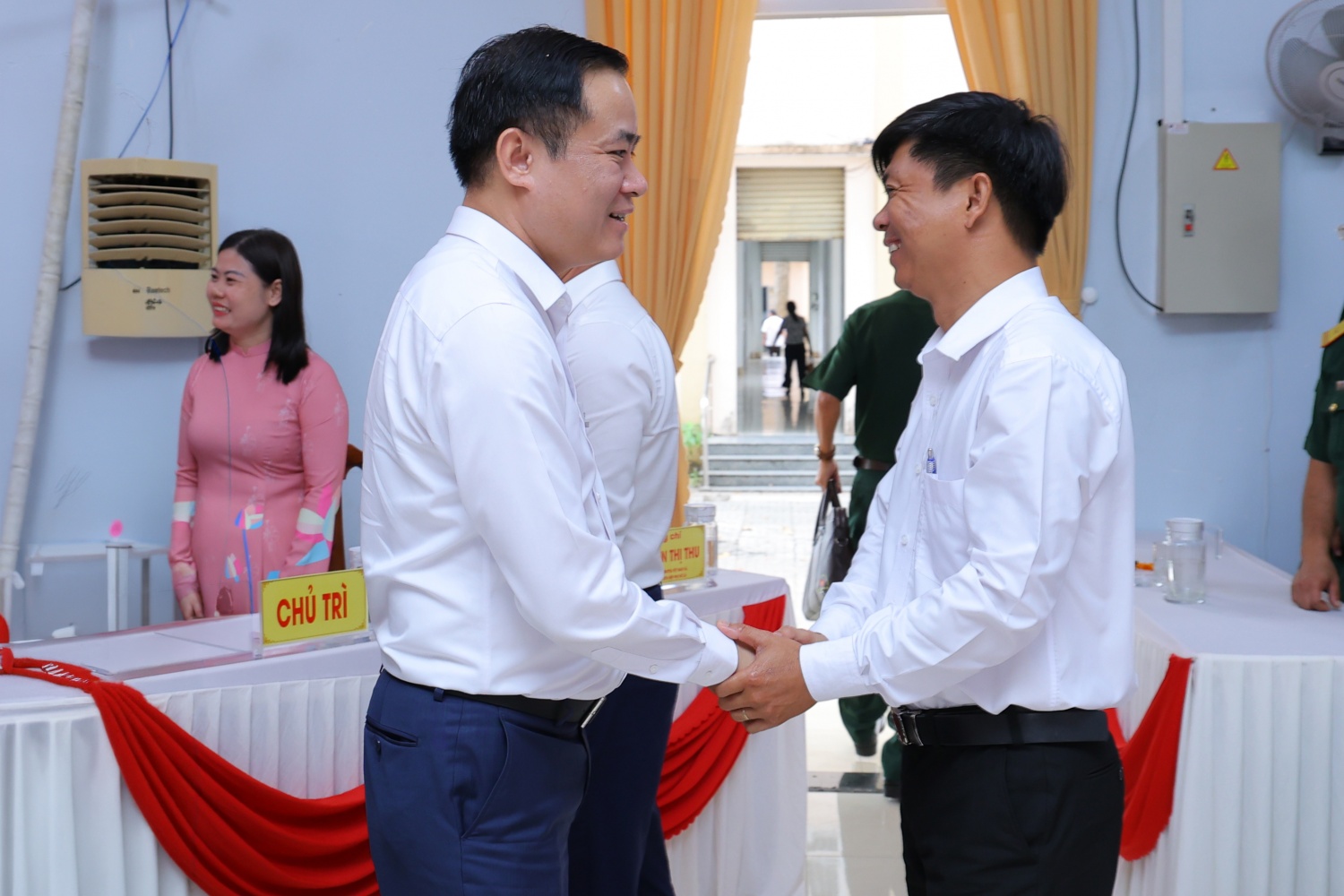 Đồng chí Lê Ngọc Sơn: Thúc đẩy an sinh xã hội, đồng hành cùng nhân dân xã Châu Pha