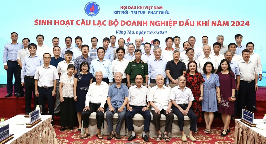 CLB Doanh nghiệp Dầu khí tổ chức sinh hoạt năm 2024