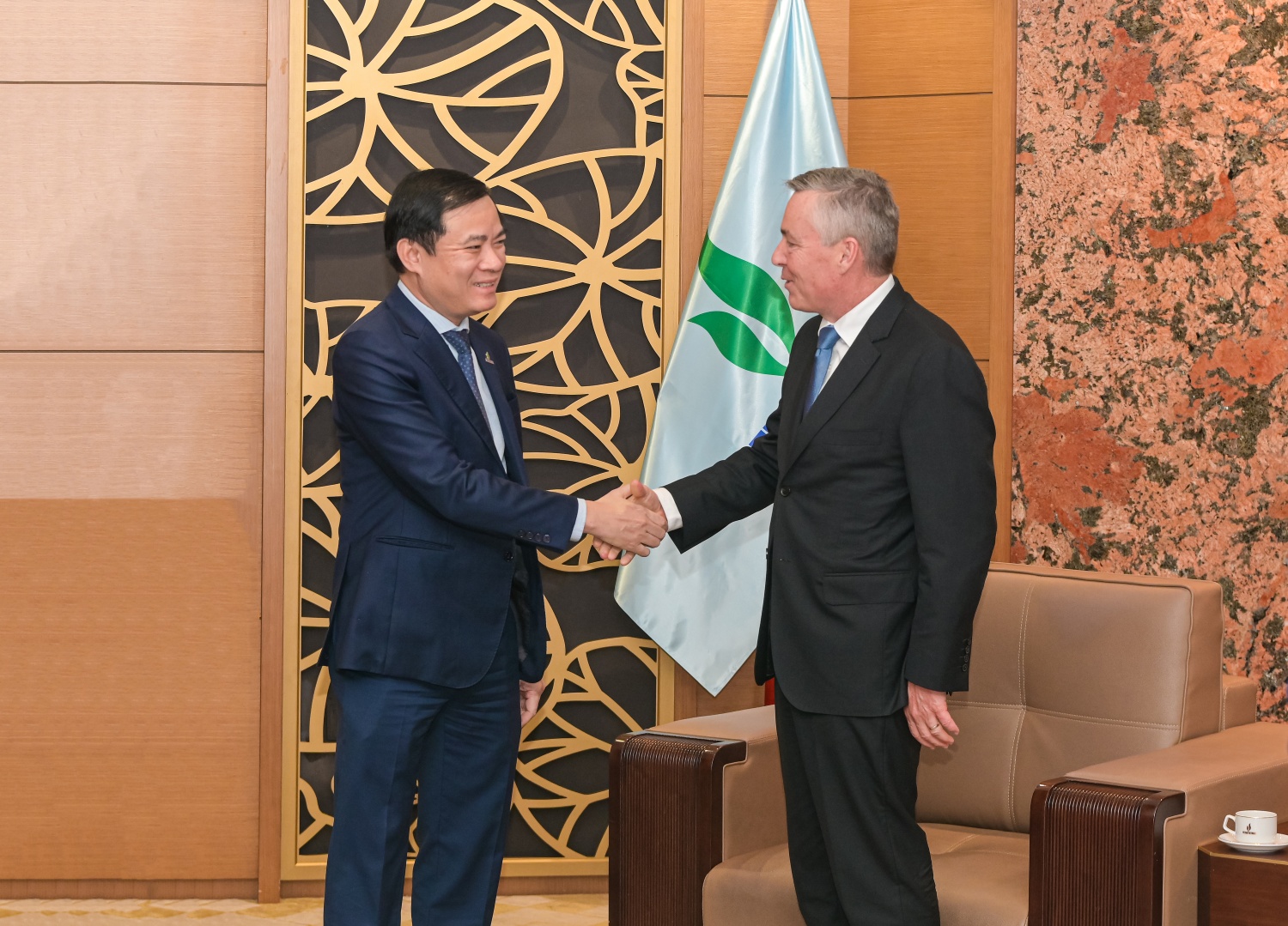 Petrovietnam và Perenco đẩy mạnh hợp tác trong lĩnh vực năng lượng