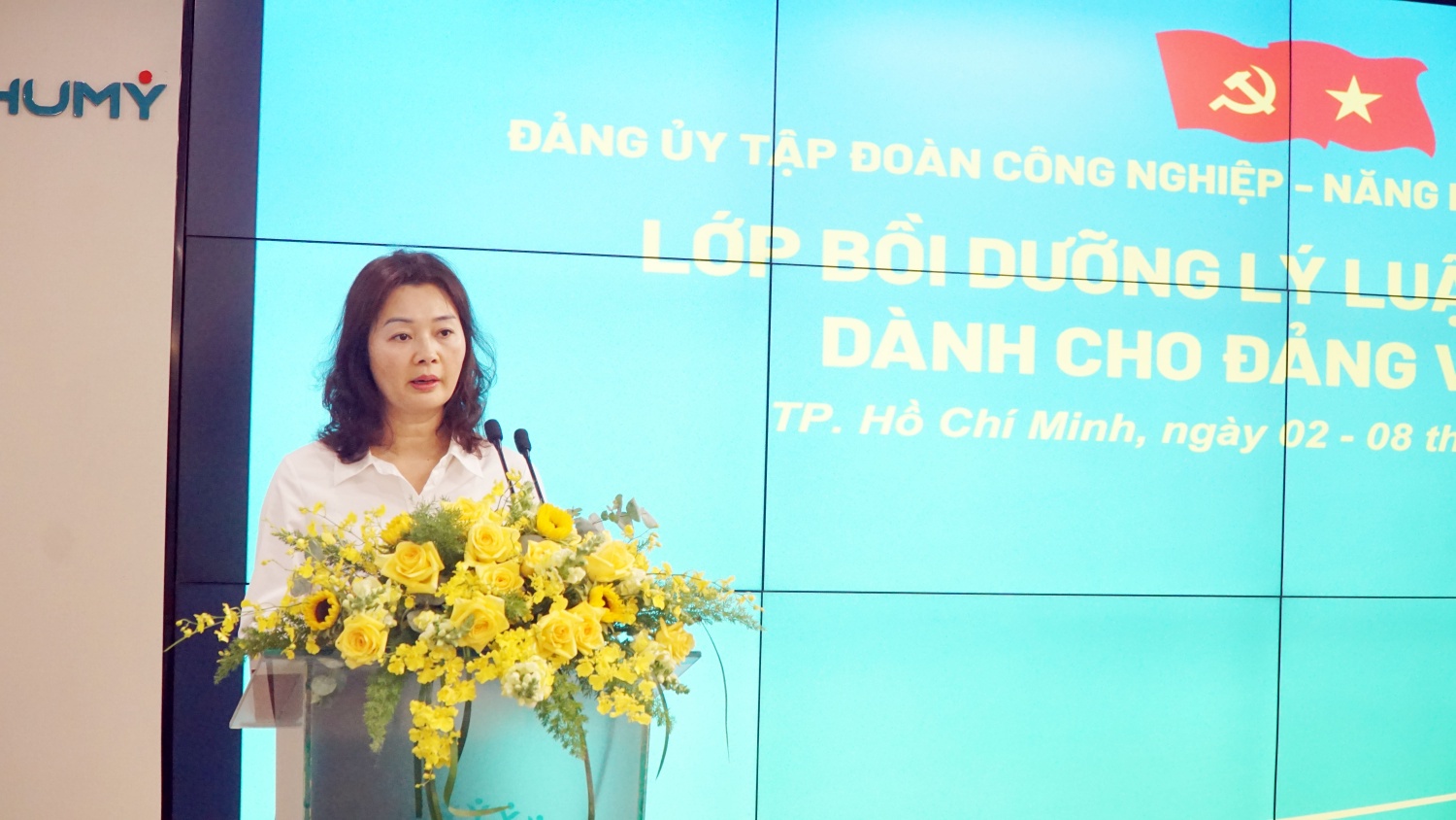 Đảng ủy Petrovietnam khai giảng lớp Bồi dưỡng lý luận chính trị cho đảng viên mới năm 2025 khu vực TP HCM