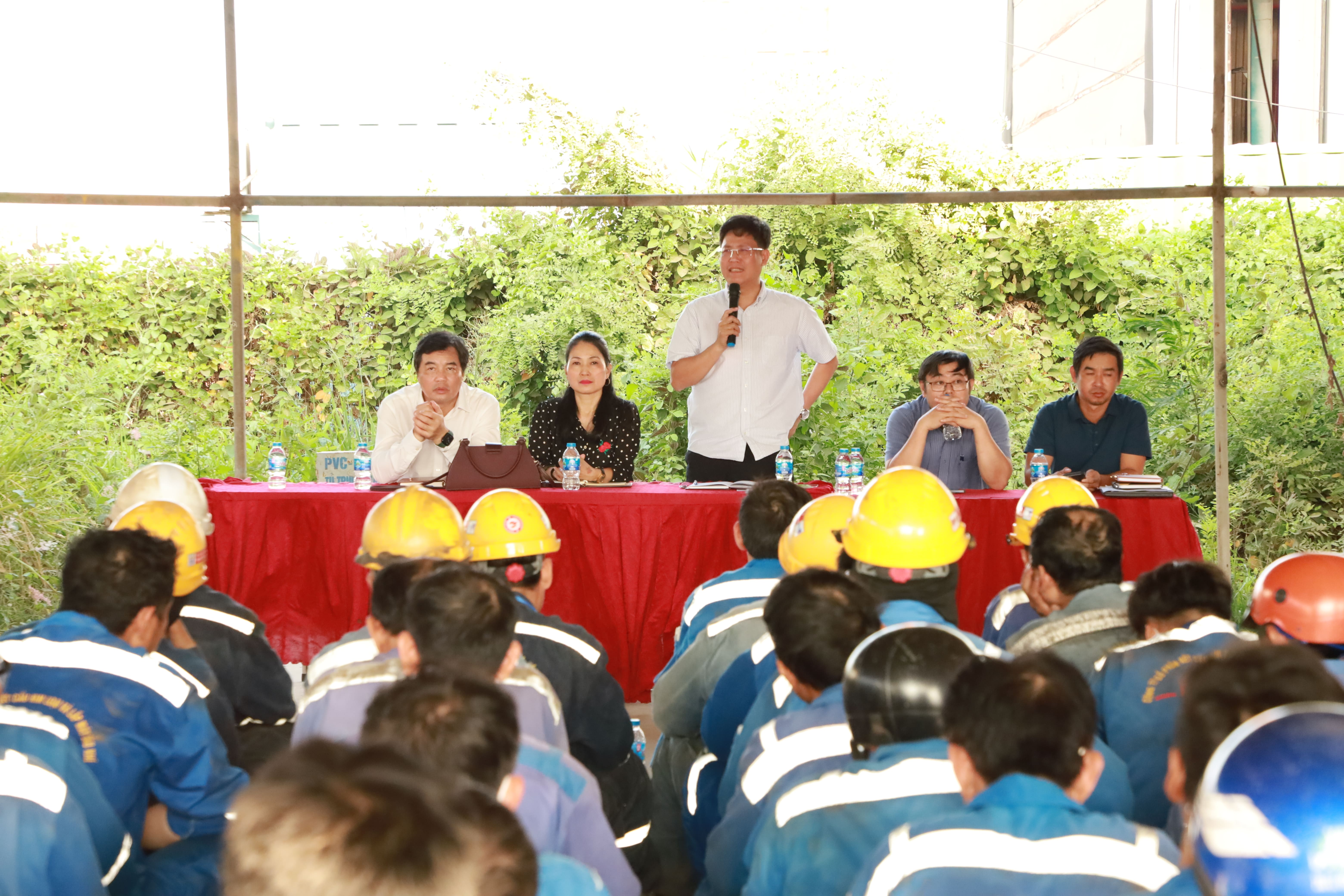 ĐỐI THOẠI NGƯỜI LAO ĐỘNG PVC-MS: CẦU NỐI GẮN KẾT NIỀM TIN VÀ PHÁT TRIỂN