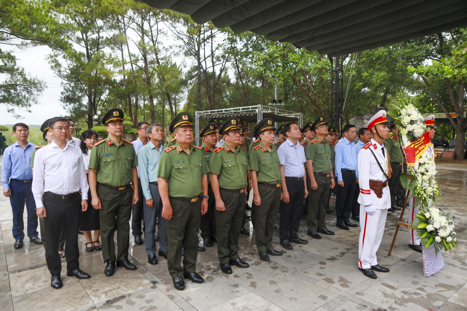 Petrovietnam phối hợp cùng Bộ Công an thực hiện chương trình tri ân trên “Vùng đất lửa” Quảng Trị