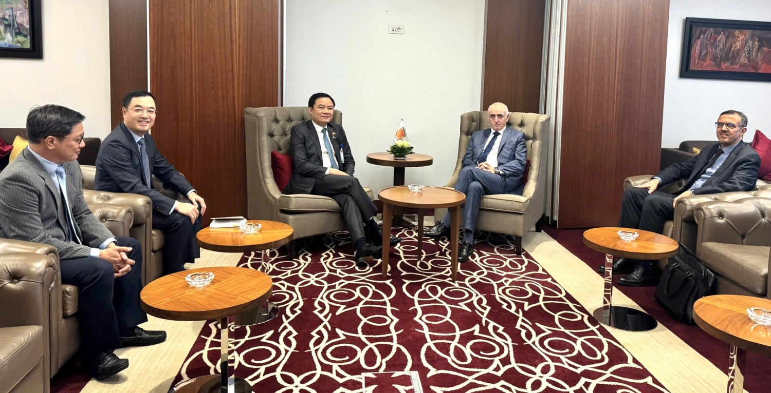 Tổng Giám đốc Petrovietnam Lê Ngọc Sơn làm việc với Sonatrach và ALNAFT